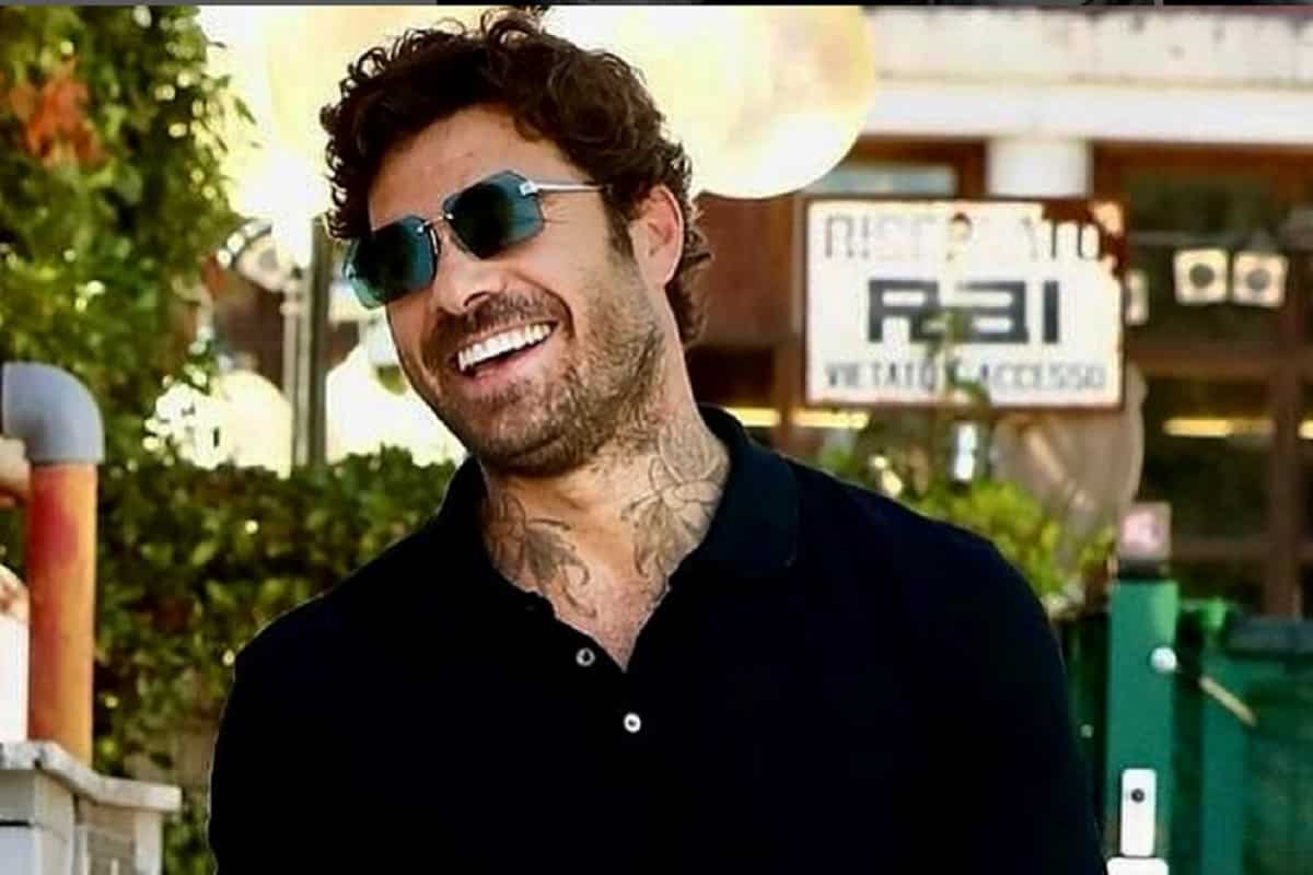 angelo madonia sorridente