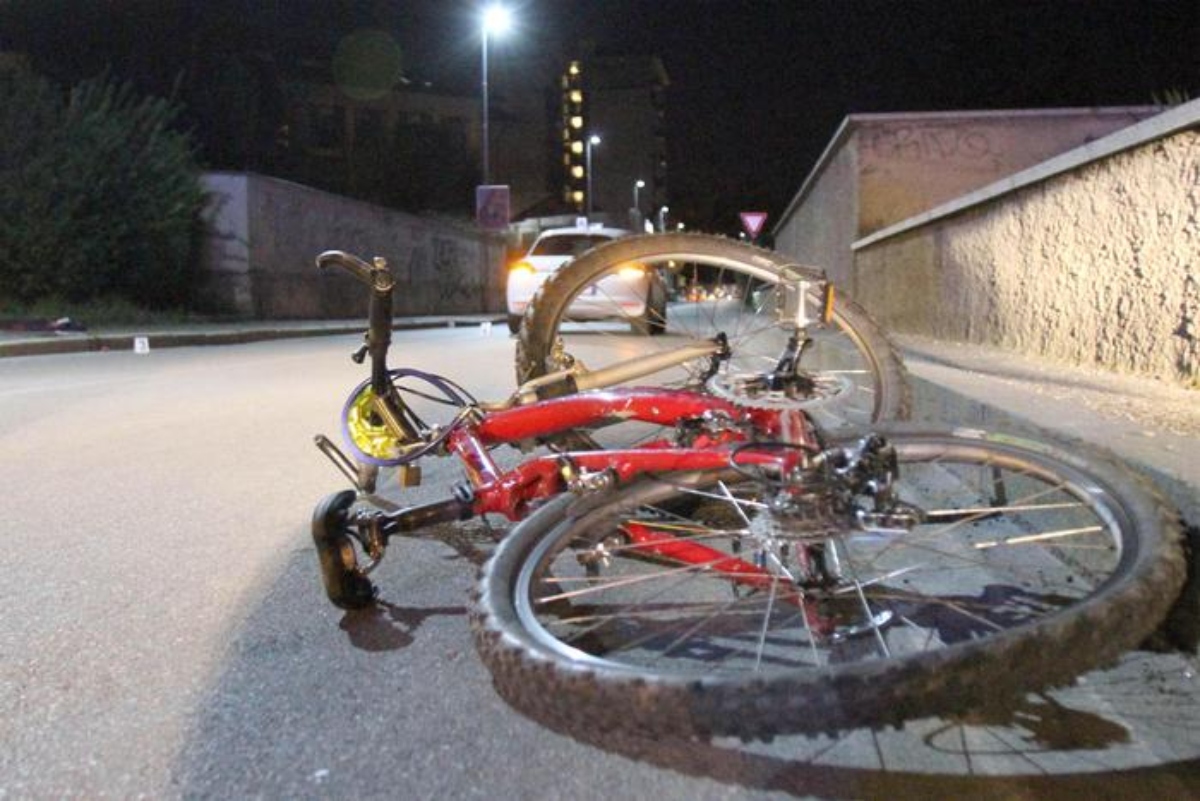 incidente bicicletta