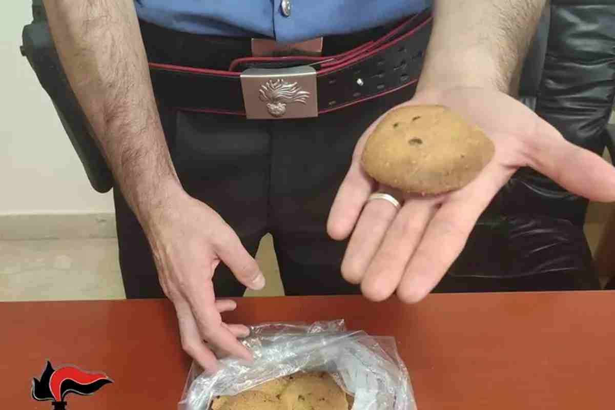 I biscotti ripieni di droga