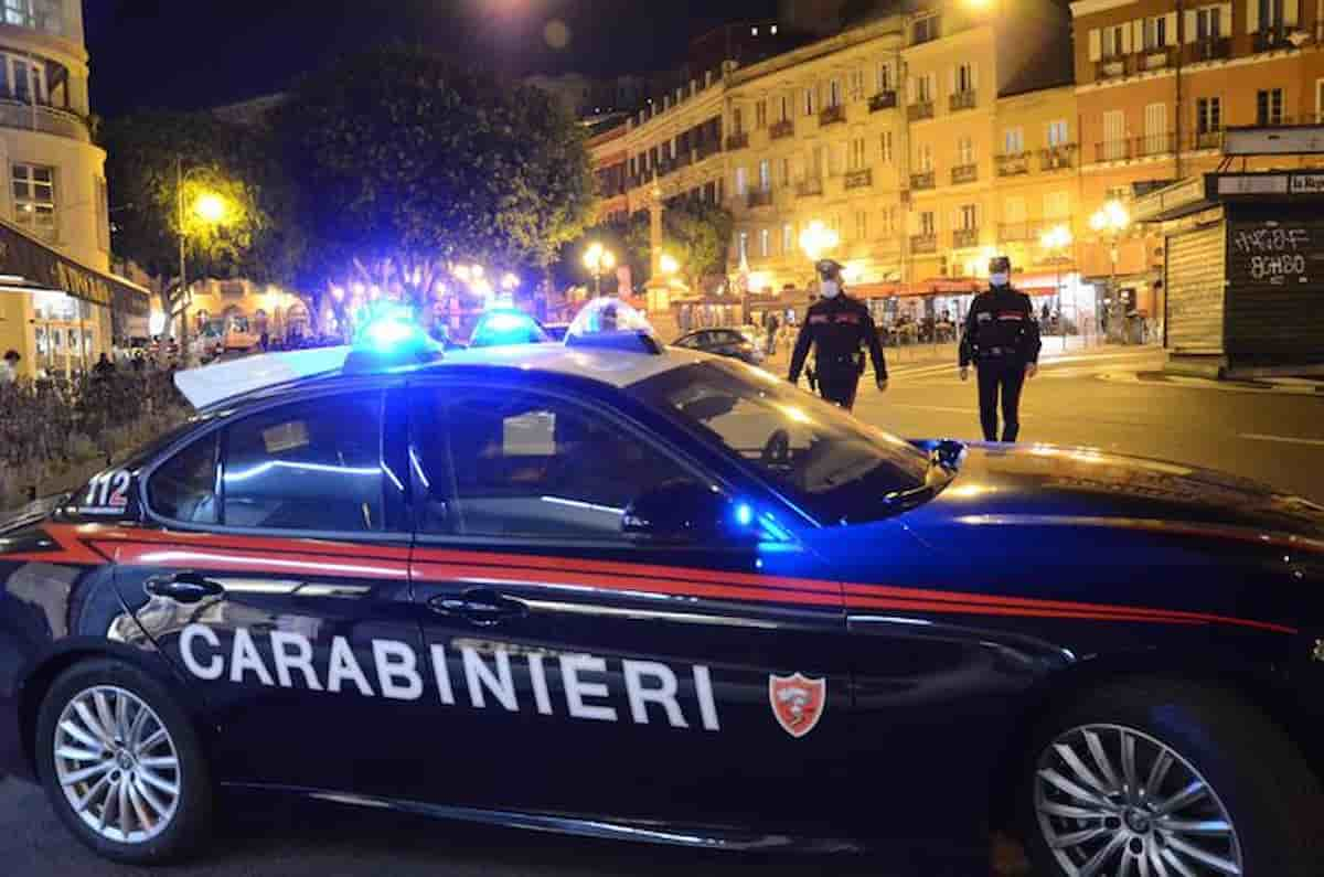 auto dei carabinieri