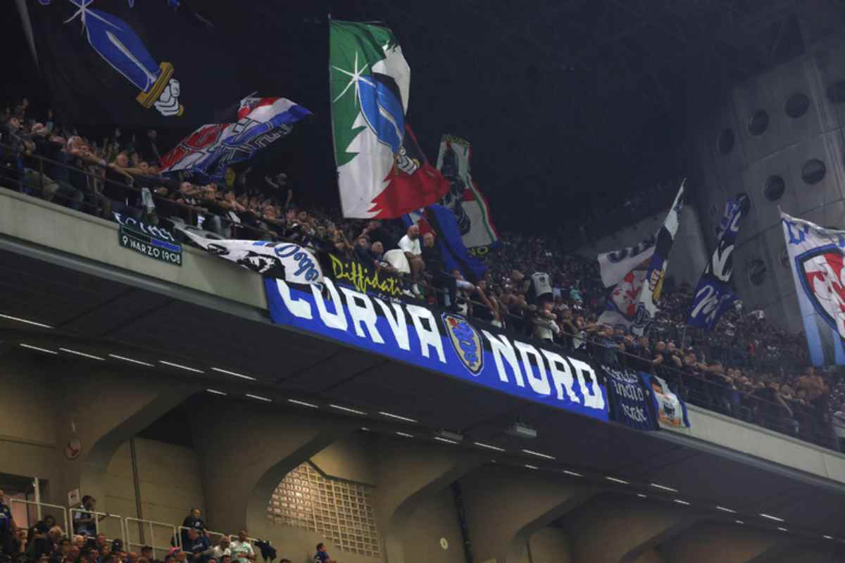 una foto della curva nord dell'inter