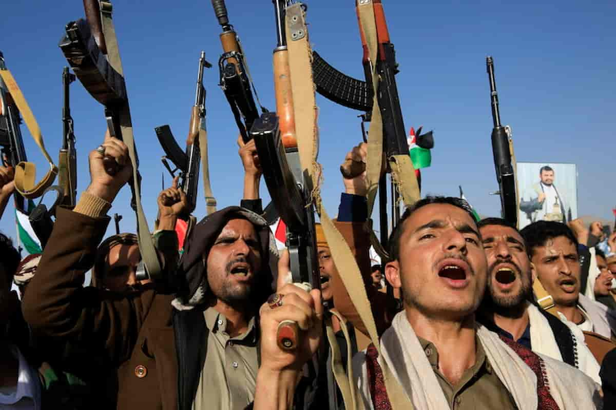 Guerriglieri Houthi invocano la guerra o il terrorismo?