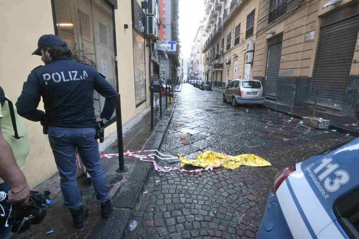 il luogo dell'omicidio del ragazzo di 15 anni a napoli