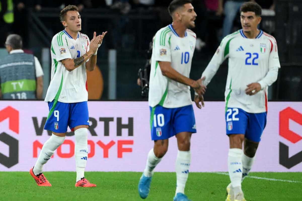 retegui esulta dopo il gol in italia-belgio