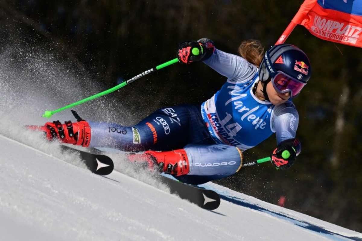 sofia goggia durante una gara