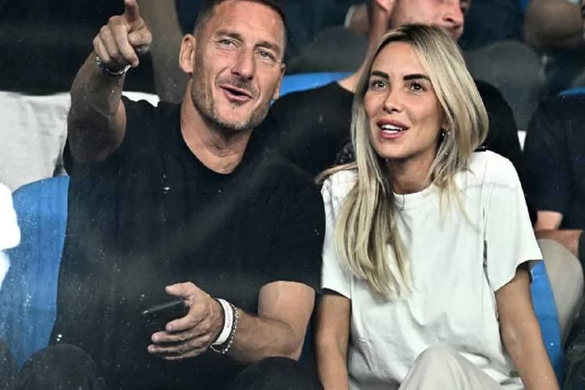 totti e noemi bocchi allo stadio