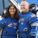 La astronauta SUni WIlliams col compagno Butch Wilmore alla partenza