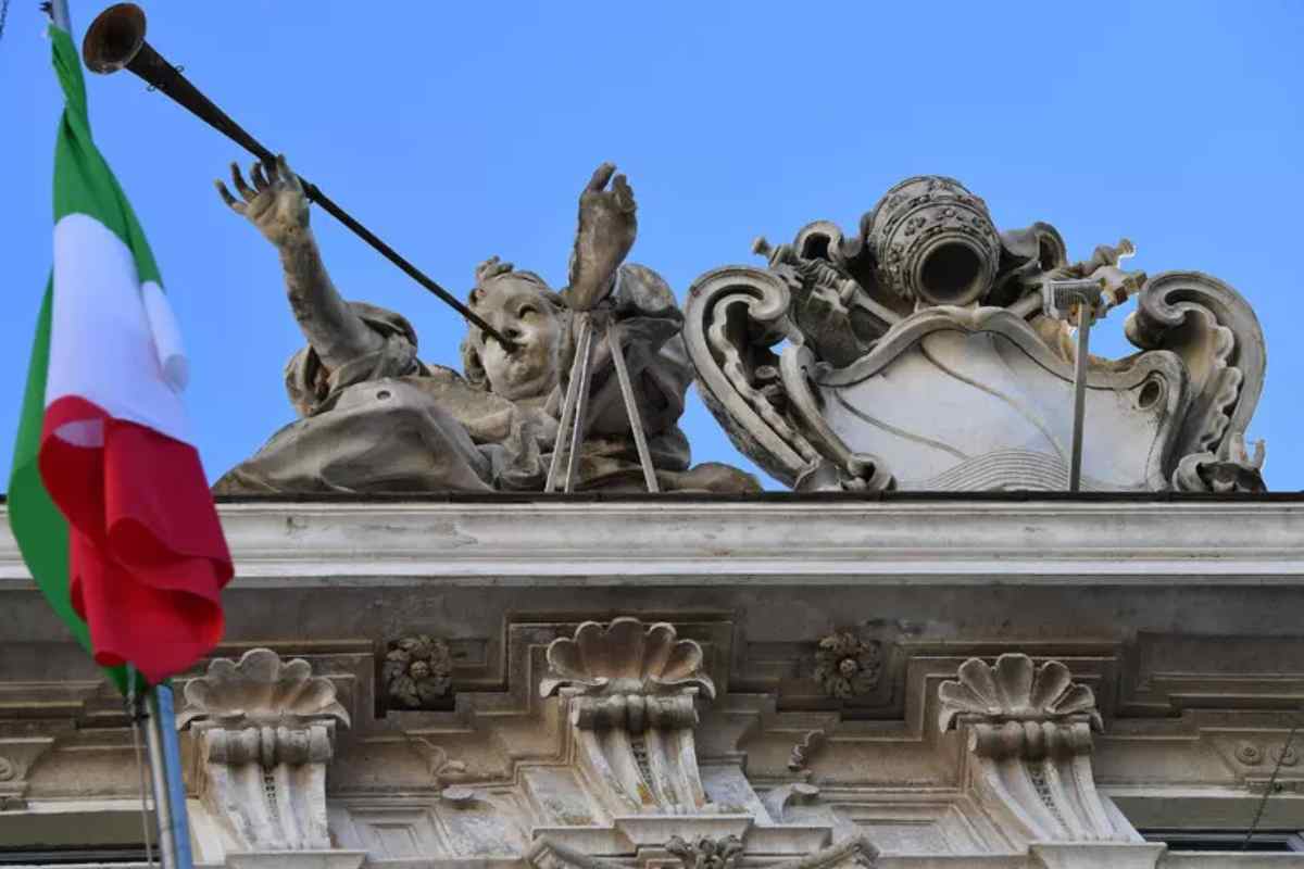 Il palazzo della Corte Costituzionale a Roma