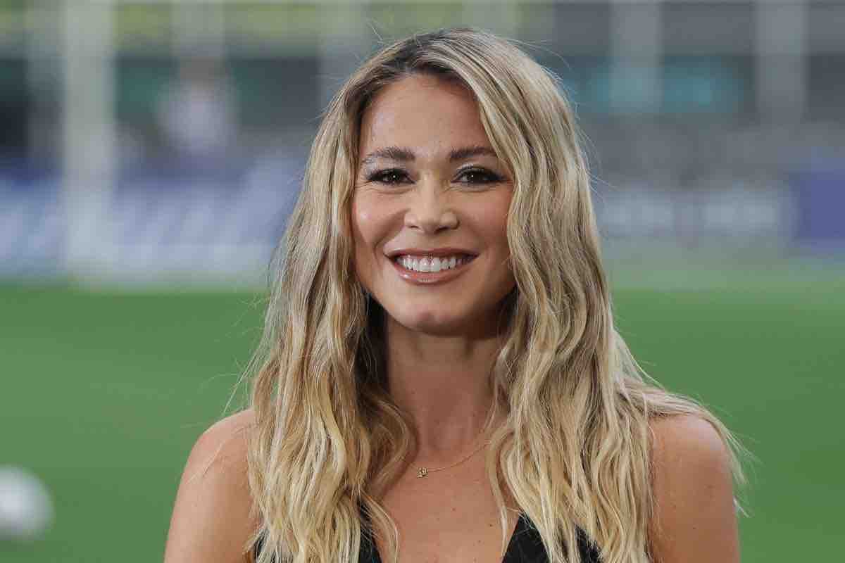 diletta leotta in un campo sportivo