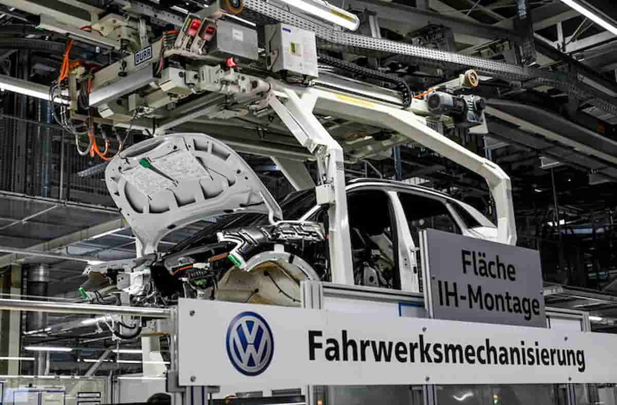 Fabbrica in Germania, la crisiarriva da oriente