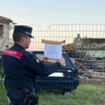 carabiniere mette sigillo in una fattoria