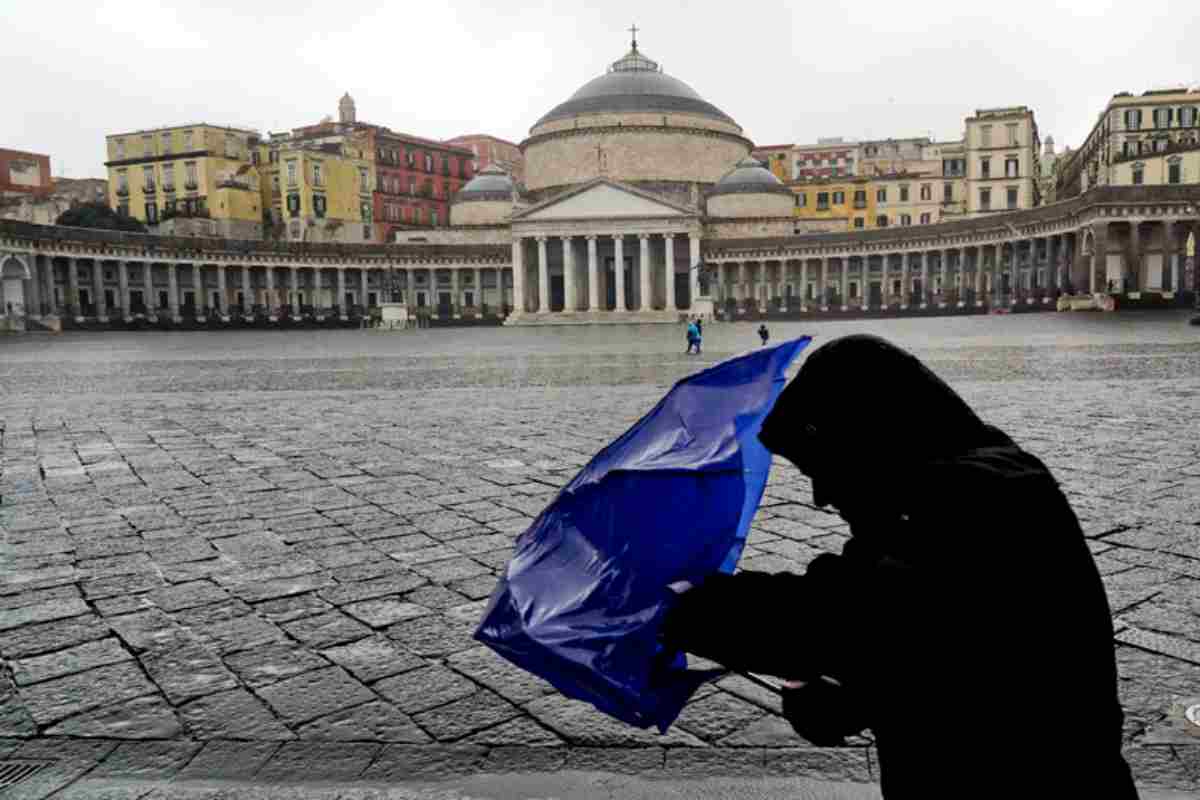 freddo e pioggia a napoli