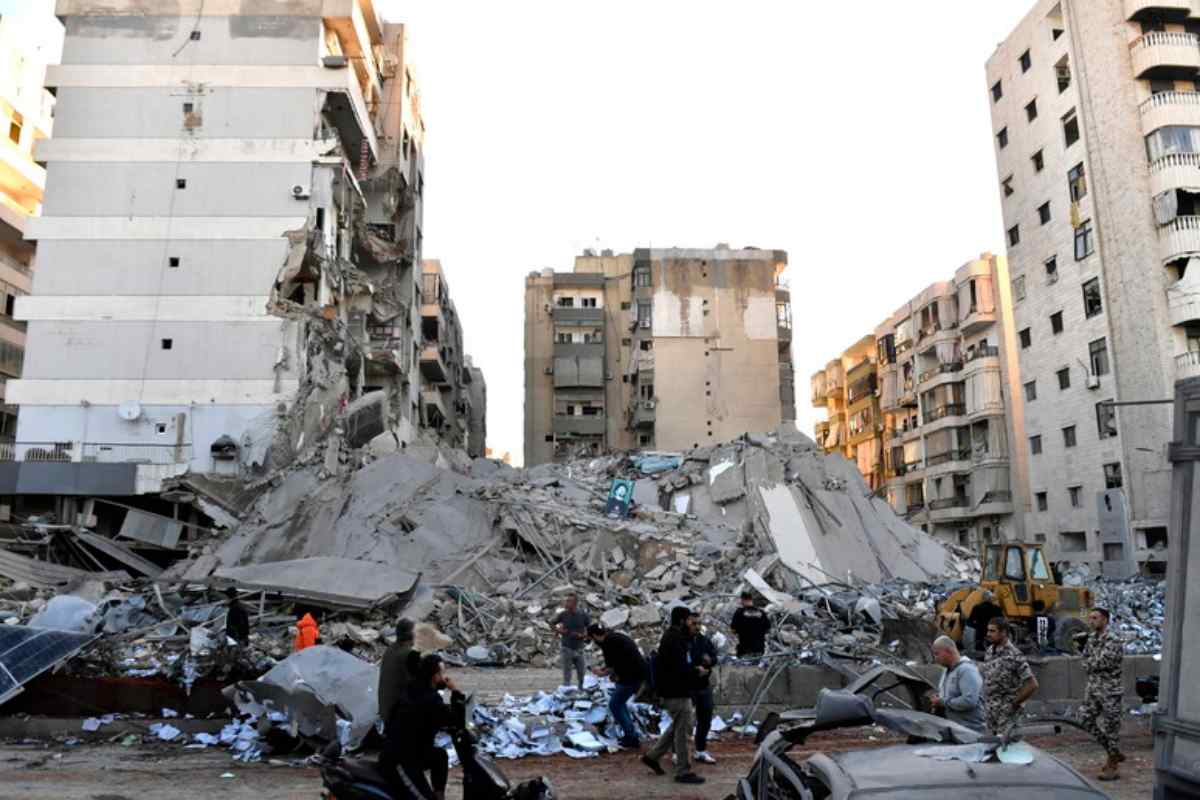 immagini di bombardamenti da beirut