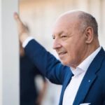 un primo piano di beppe marotta sorridente