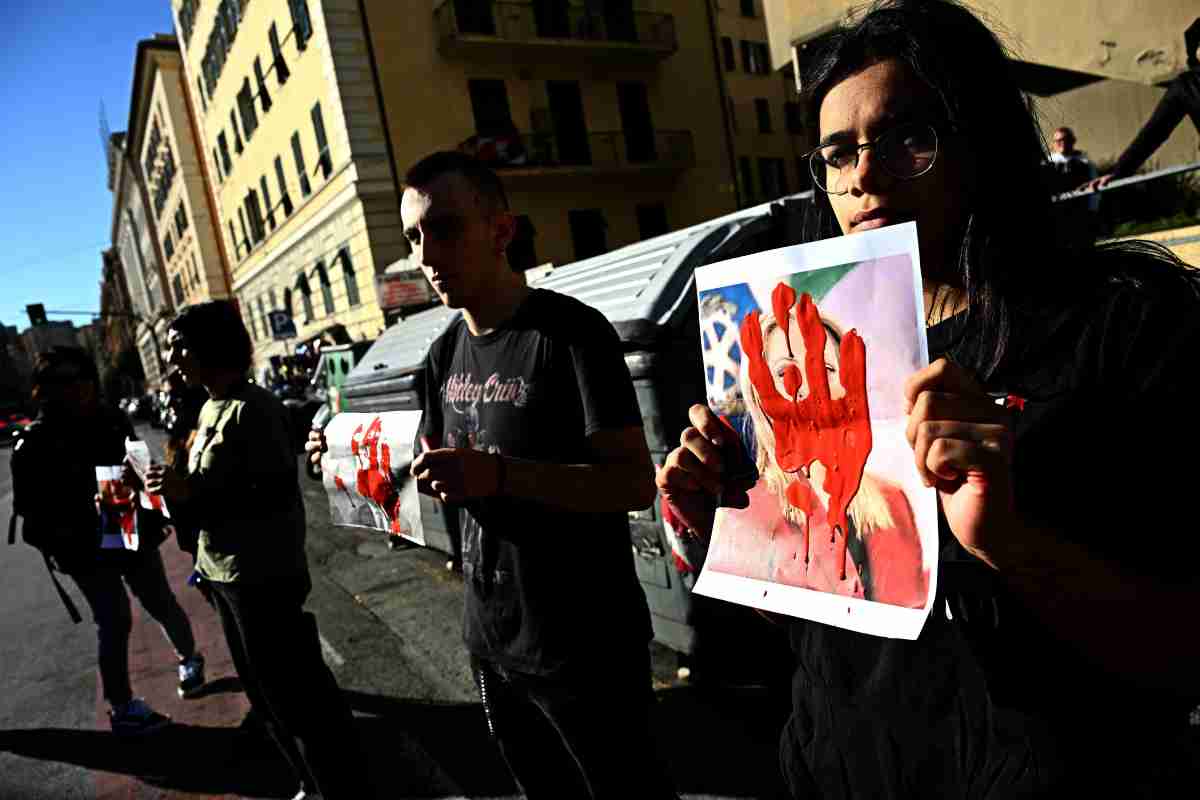 studenti contro meloni