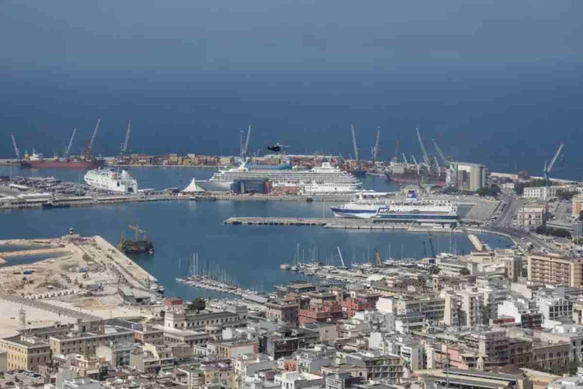 Un porto del Sud Italia