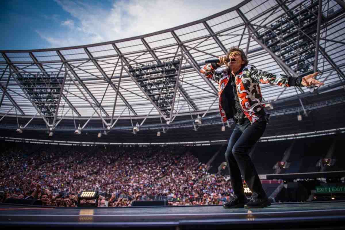 Mick Jagger sul palco nel corso di un concerto dei Rolling Stones