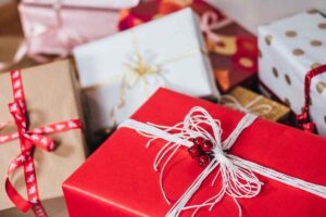 Come risparmiare sui regali di Natale