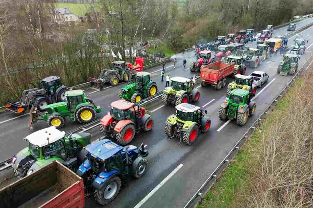 Degli agricoltori francesi durante una manifestazione