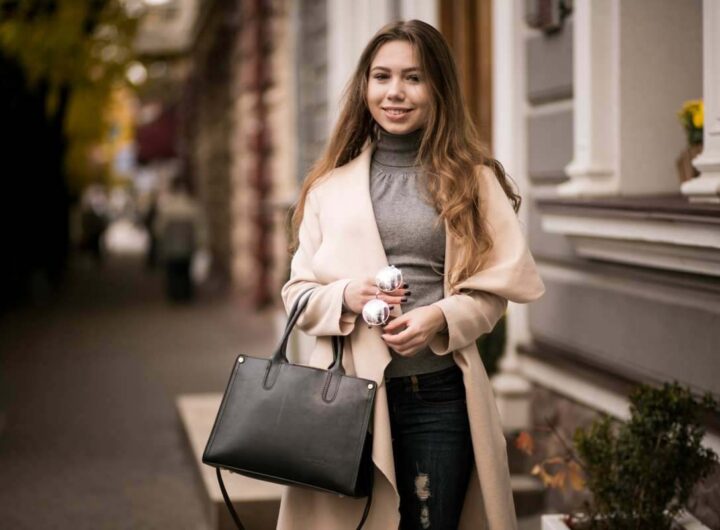 donna con la borsa