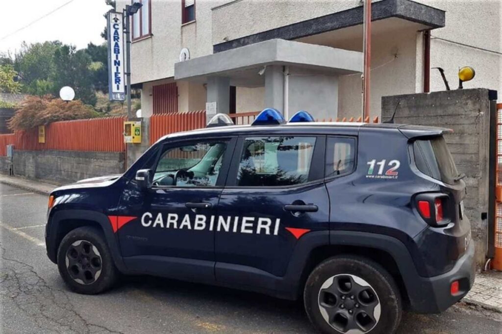 volante dei carabinieri