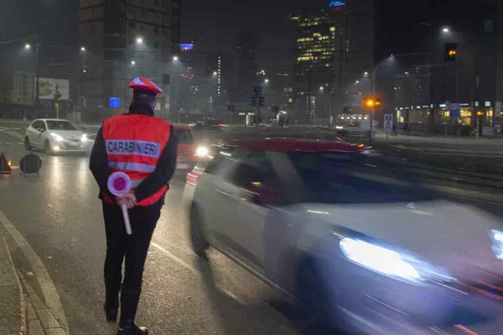 Una volante dei carabinieri