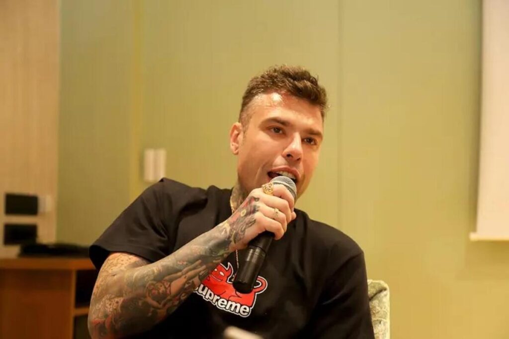 Fedez in conferenza stampa