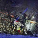 il bus precipitato in un lago in norvegia