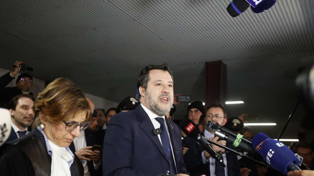 Matteo Salvini in aula a Palermo