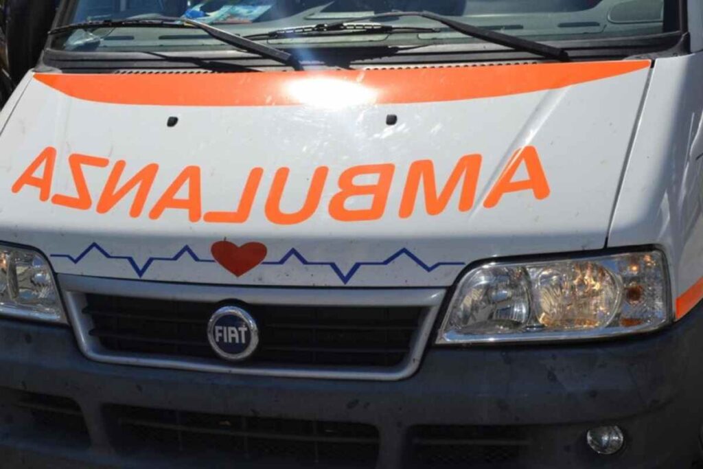 Un'ambulanza