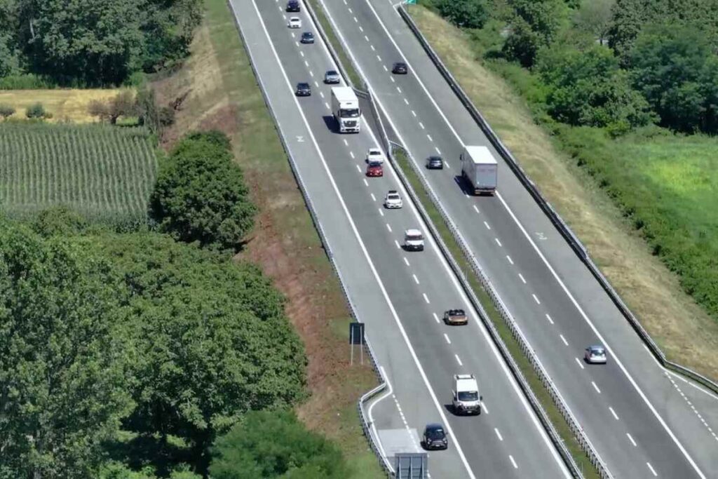 un autostrada italiana