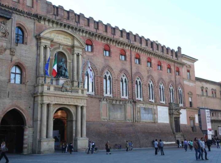 La sede del comune di Bologna