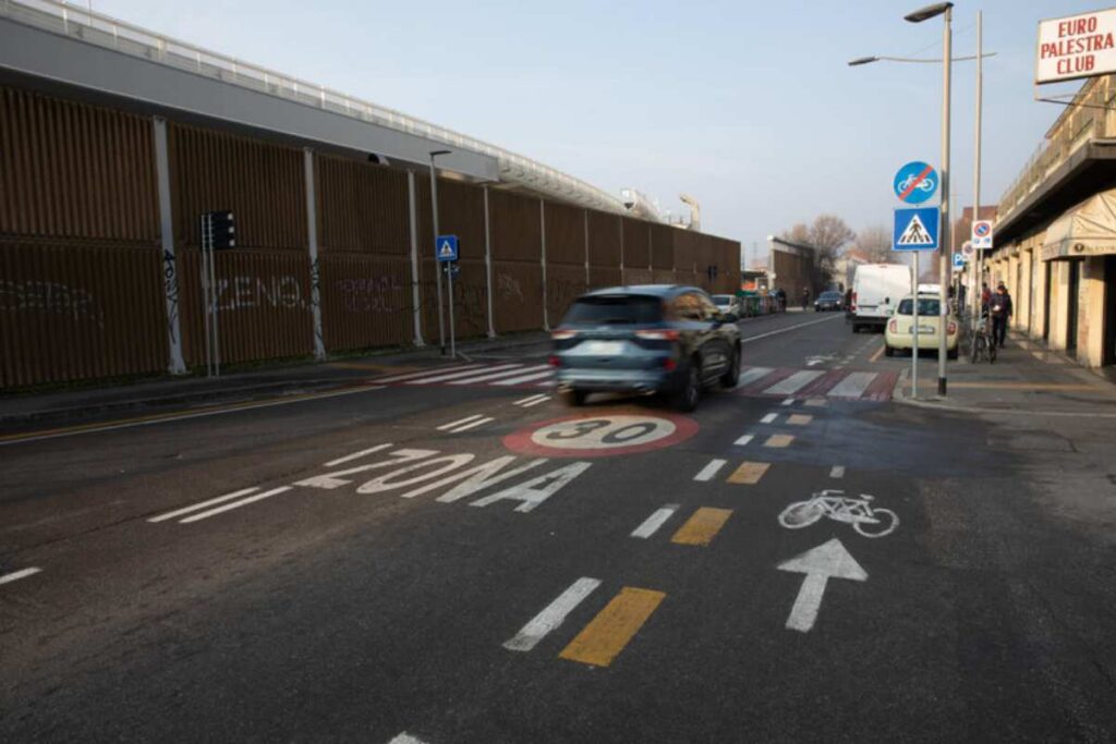 bologna e il limite di velocità in città