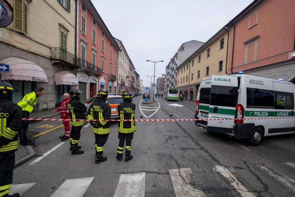 cremona incidente ragazza