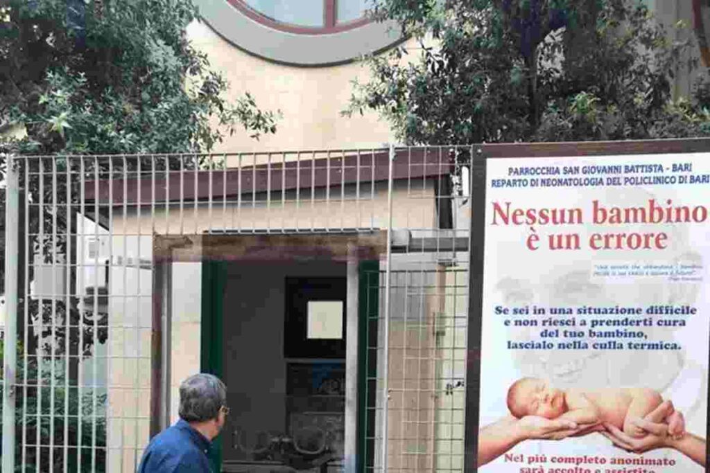 La chiesa di Bari dove è stato trovato il neonato morto