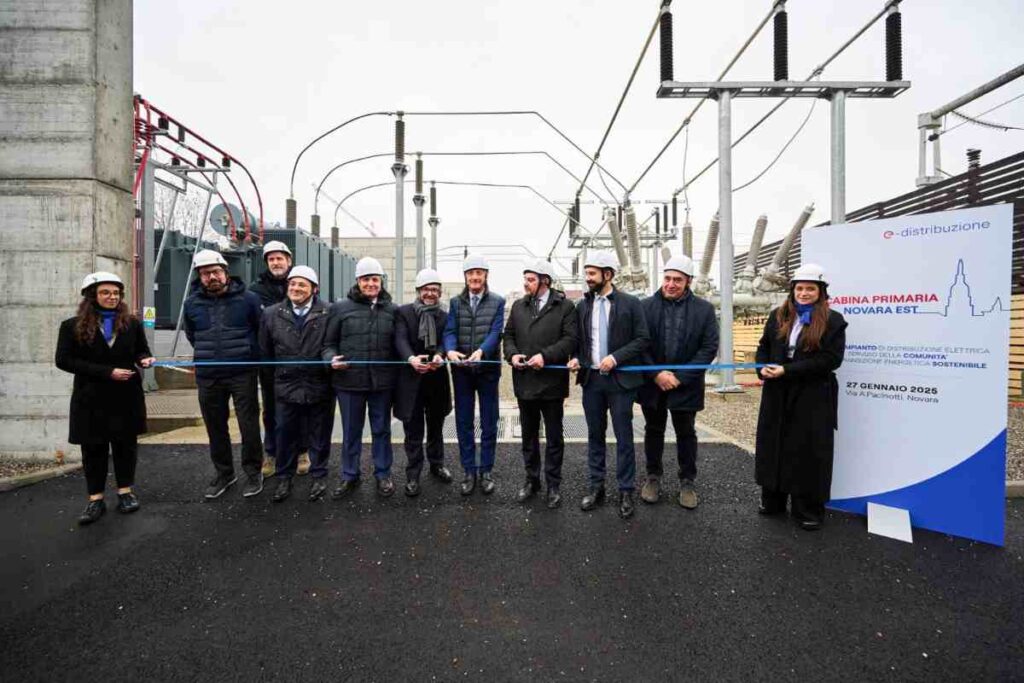 L'inaugurazione della nuova cabina Enel