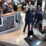 Il video dei due fratelli moldavi che picchiano il barista cinese a Padova