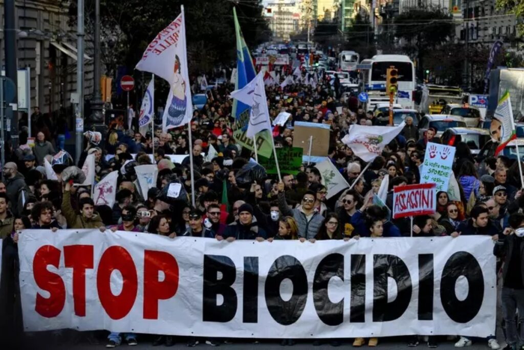 stop biocidio terra dei fuochi