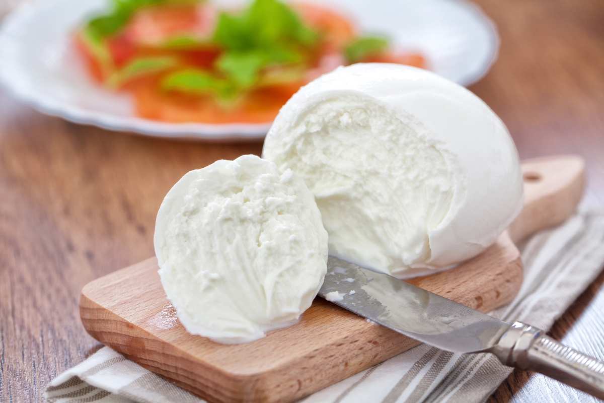 Mozzarella dell'Eurospin è buonissima e costa poco 