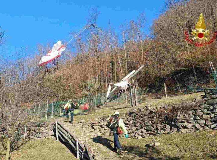 Ultraleggero precipita in Valtellina, a Cino in provincia di Sondrio