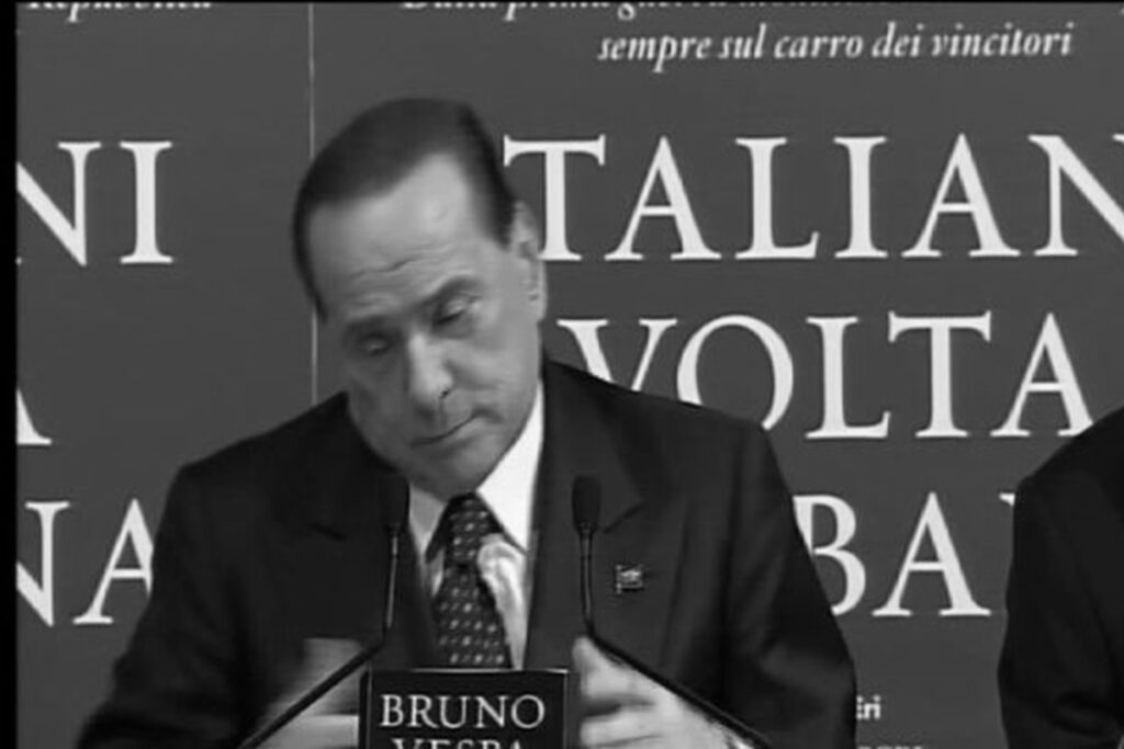 Berlusconi e l'aneddoto raccontato su Gheddafi e i bidet