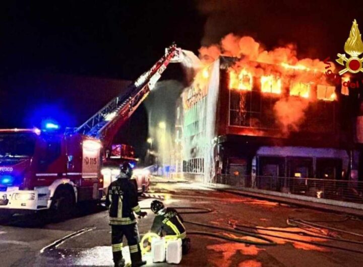 inalca incendio reggio emilia