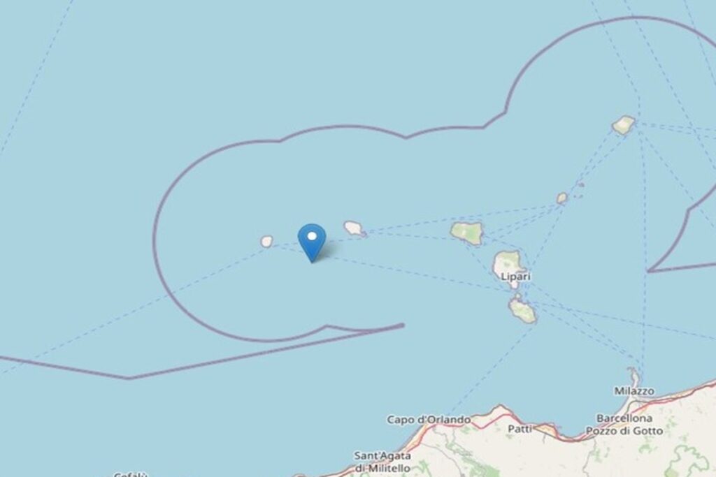 L'epicentro del terremoto avvenuto al largo di Messina