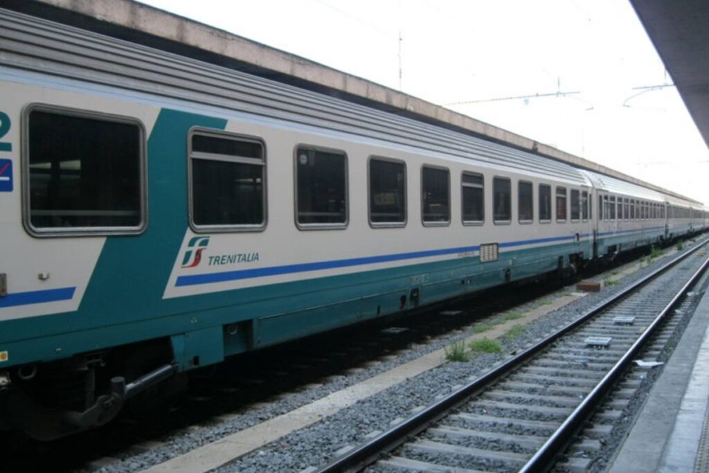 un treno regionale