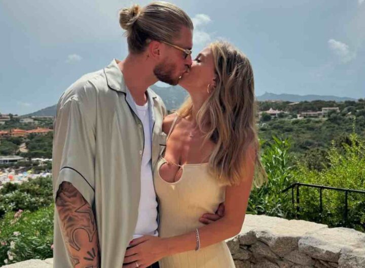 Leotta e Karius si baciano