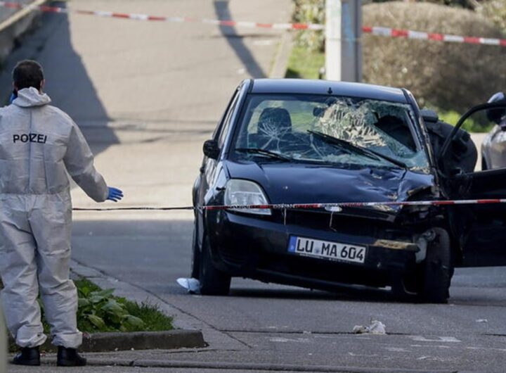 Auto contro la folla in Germania