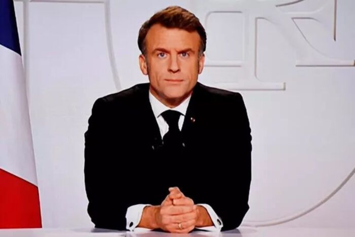 emmanuel macron in tv