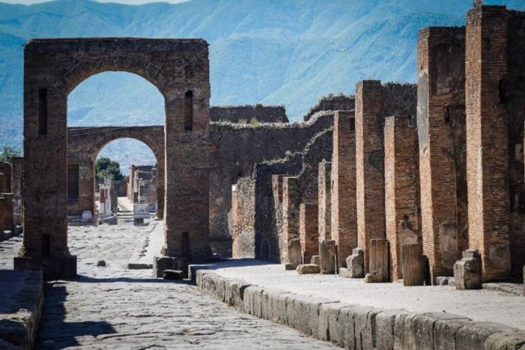 una veduta di pompei