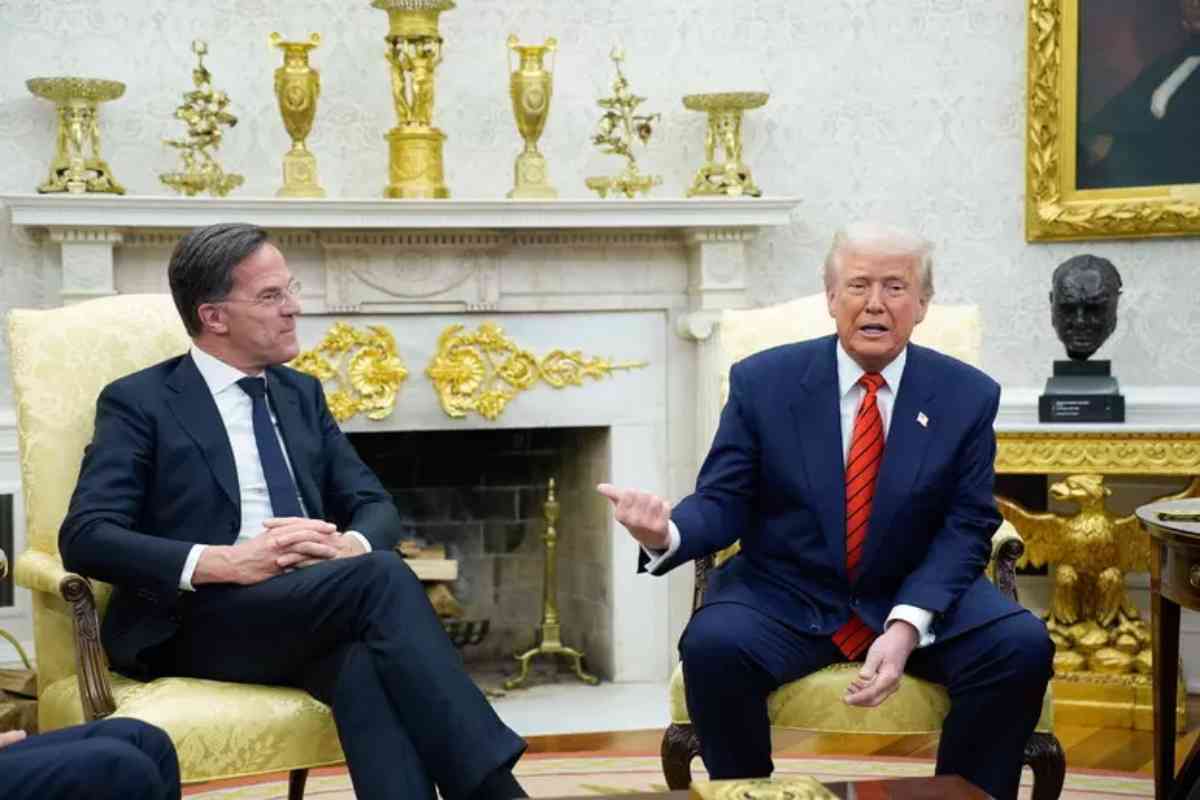 Donald Trump con il segretario della Nato Mark Rutte