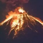 eruzione vulcano fuego in guatemala